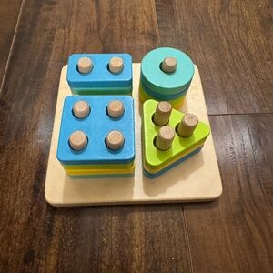 Lovevery The Enthusiast Sort and Stack Peg Puzzle